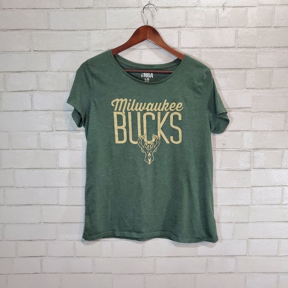 NBA Milwaukee‎ Bucks graphic tee